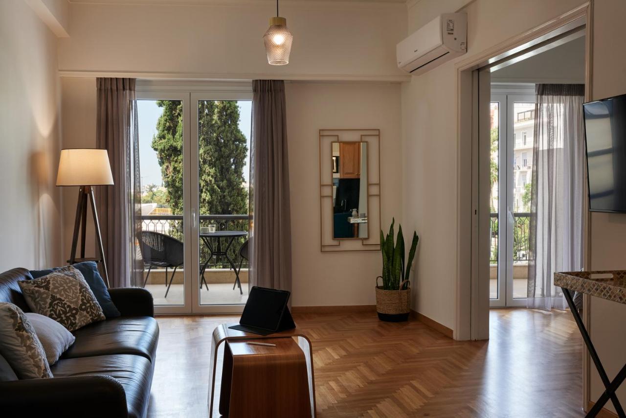 Chic One Bd Apartment With Hilton View Athens Exterior photo