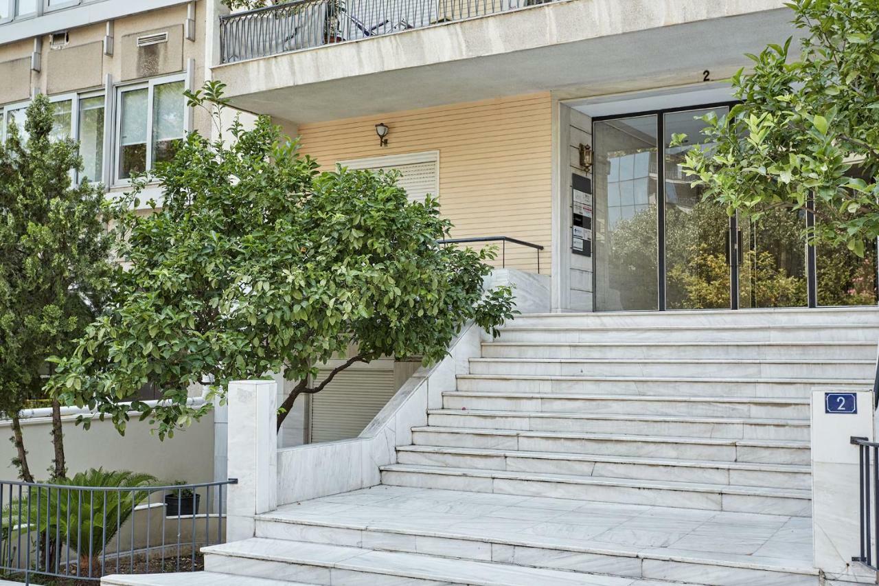 Chic One Bd Apartment With Hilton View Athens Exterior photo